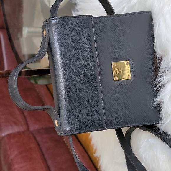 MCM Sling - Picture 4 of 13